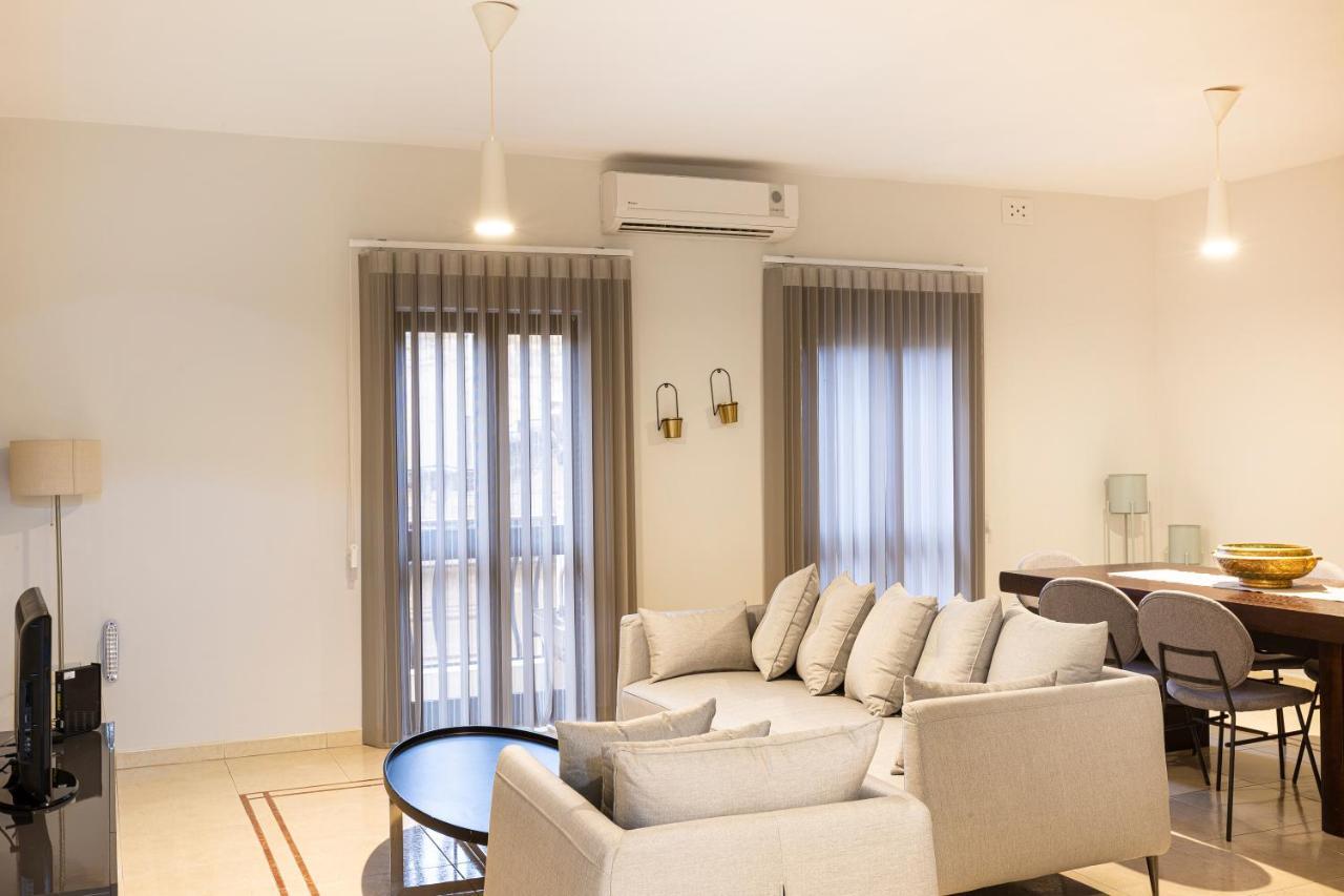 Sliema Central Apartment Just Minutes From The Beach By Jl Extérieur photo