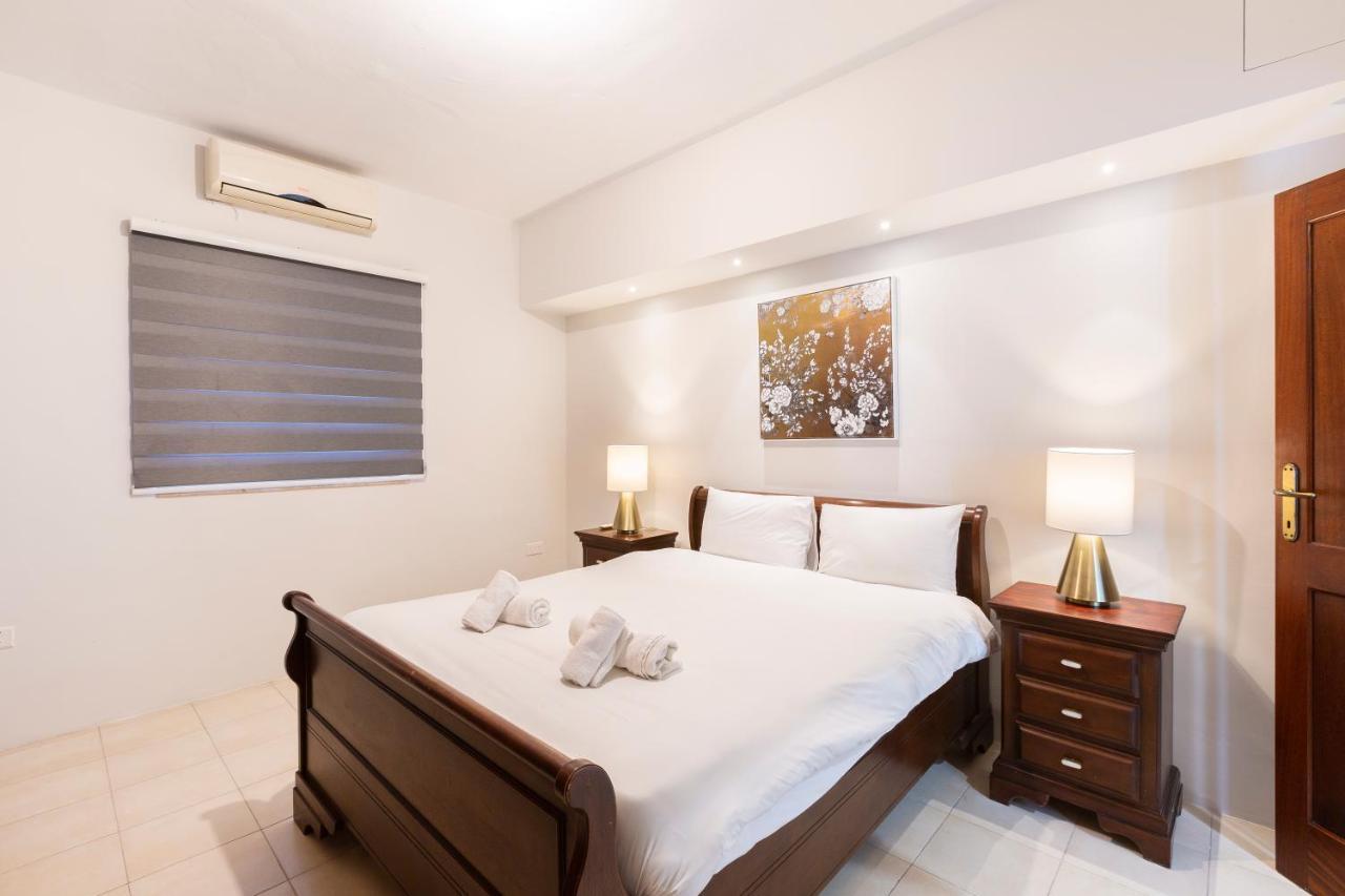 Sliema Central Apartment Just Minutes From The Beach By Jl Extérieur photo