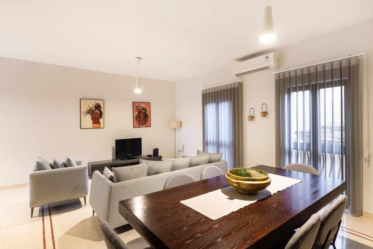 Sliema Central Apartment Just Minutes From The Beach By Jl Extérieur photo