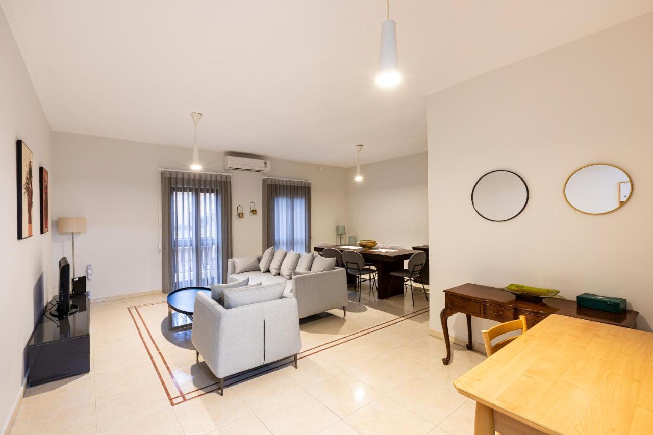 Sliema Central Apartment Just Minutes From The Beach By Jl Extérieur photo